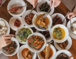 Rumah Makan Padang: Peluang Cuan dan Tantangannya